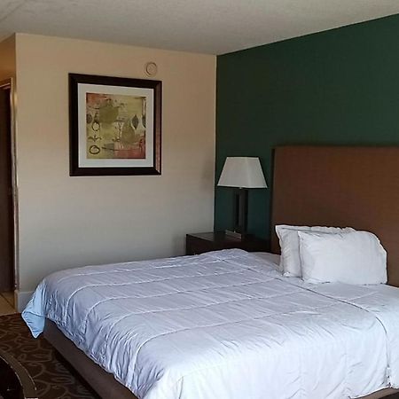 Hilltop Inn Pittsburgh Crafton Экстерьер фото