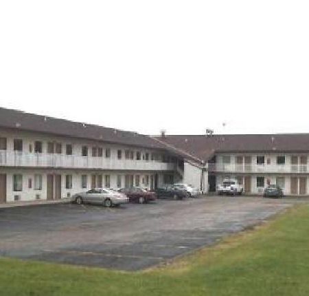 Hilltop Inn Pittsburgh Crafton Экстерьер фото